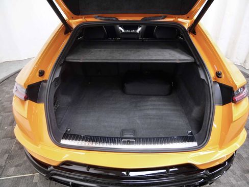 Used 2024 Lamborghini Urus S AWD/4WD image 16