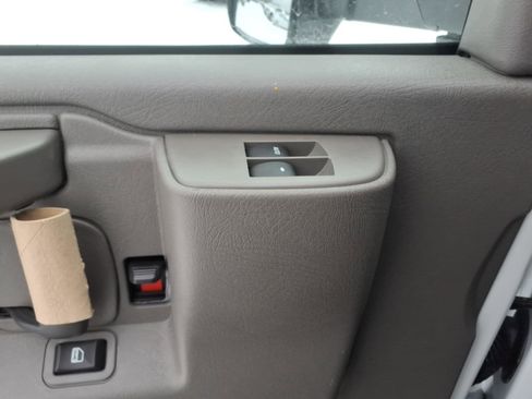 New 2025 GMC Savana 3500 Extended w/ Power Convenience Package image 15