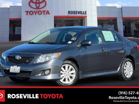 Used 2009 Toyota Corolla S image 1