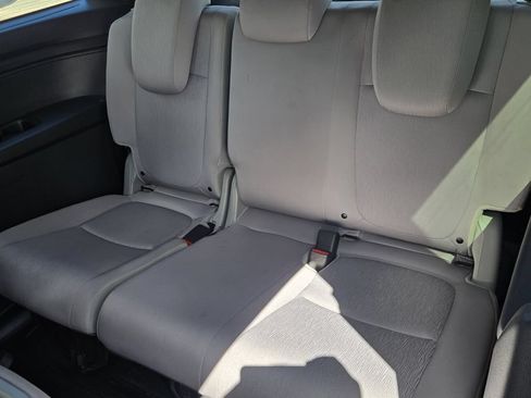Used 2024 Honda Odyssey EX image 13