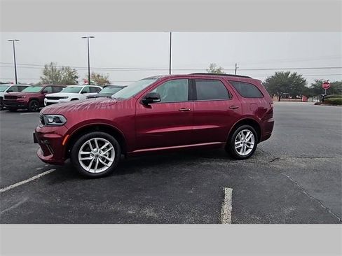 Used 2023 Dodge Durango GT image 22