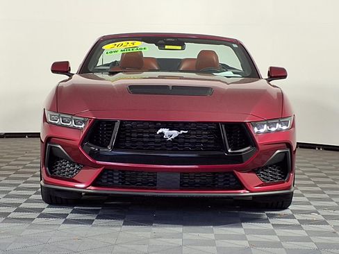 Used 2025 Ford Mustang GT Premium RWD image 2