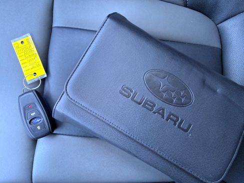 Used 2022 Subaru Ascent Onyx Edition image 24