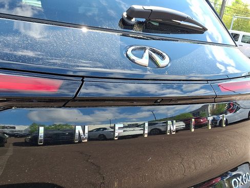 Certified 2025 INFINITI QX60 Luxe AWD/4WD image 34