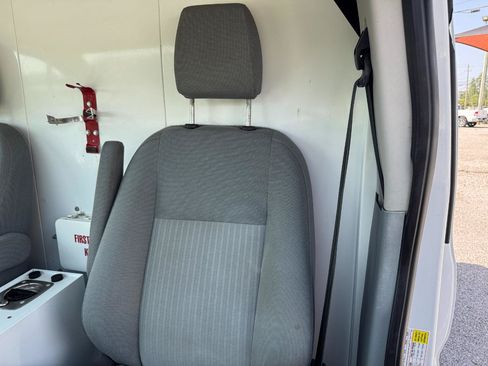 Used 2015 Ford Transit 150 130 Low Roof RWD image 23