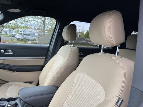 Used 2017 Ford Explorer 4WD image 18