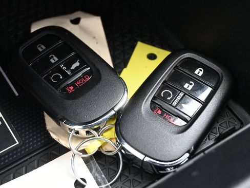 Certified 2025 Honda CR-V Sport-L image 16