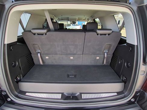 Used 2020 Chevrolet Tahoe LT image 17