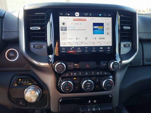 Used 2024 RAM 1500 Laramie image 14