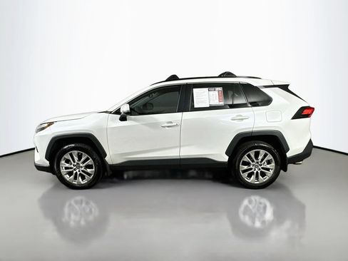 Used 2025 Toyota RAV4 XLE Premium FWD image 5