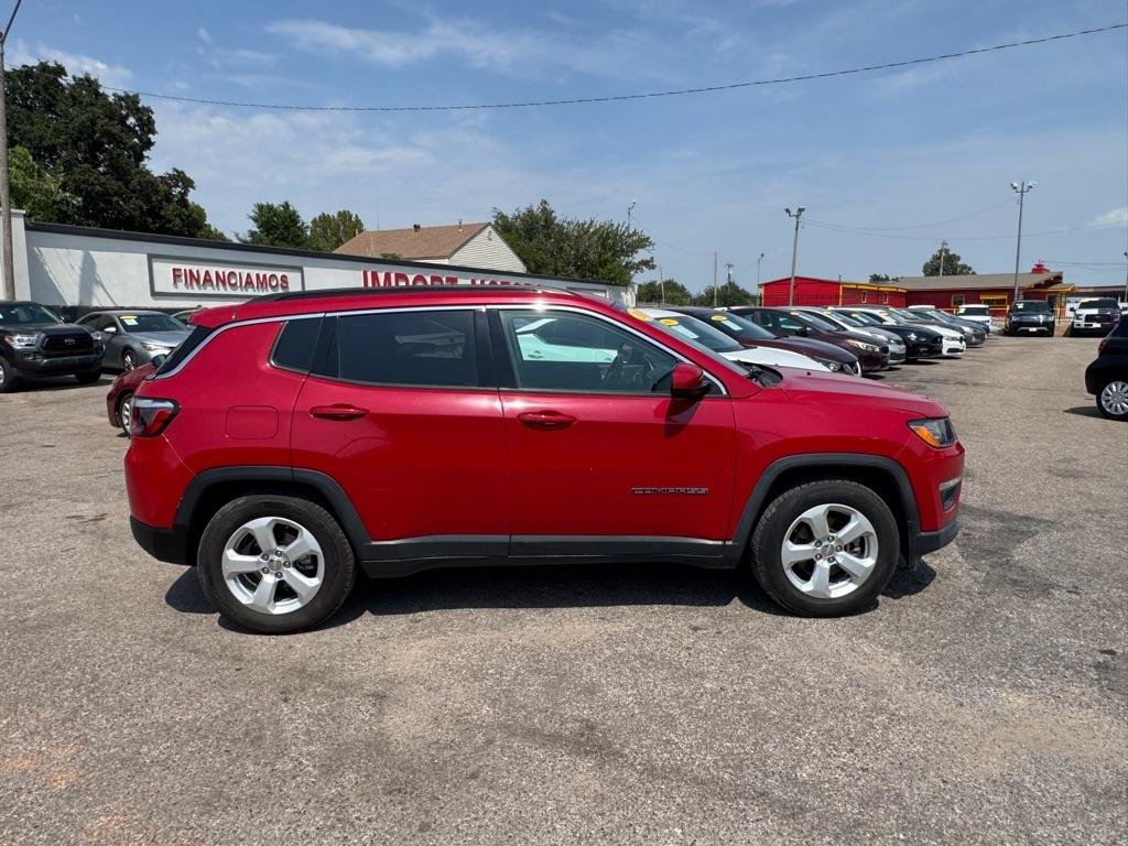 Used 2020 Jeep Compass Latitude FWD image 4