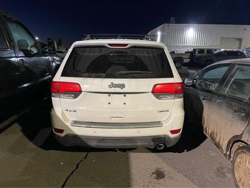 Used 2017 Jeep Grand Cherokee Limited image 5