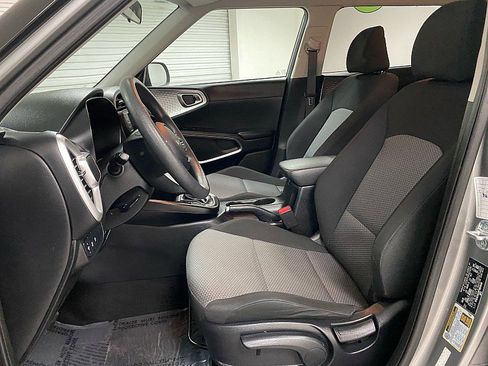 Used 2023 Kia Soul LX w/ Option Group 015 image 10