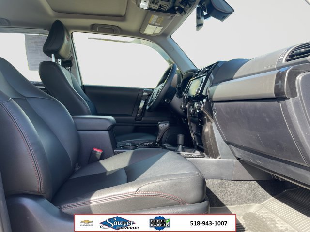 Used 2022 Toyota 4Runner TRD Off-Road Premium w/ TRD Black Wheel Package (TMS) AWD/4WD image 16