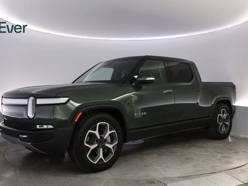 Used 2023 Rivian R1T Adventure AWD/4WD image 18