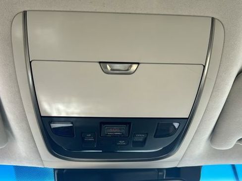 Used 2018 Lexus LS 500 w/ Interior Upgrade Package RWD image 23
