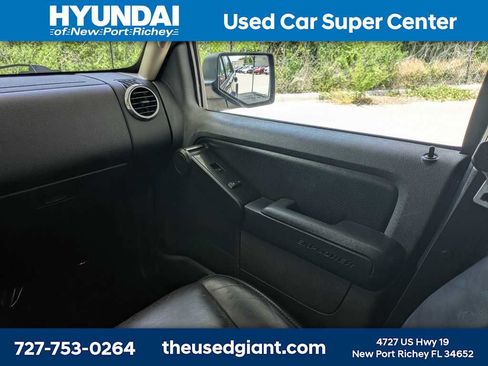 Used 2010 Ford Explorer XLT AWD/4WD image 21
