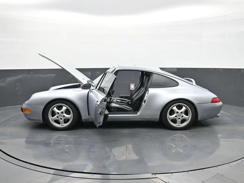 Used 1995 Porsche 911 Carrera RWD image 24