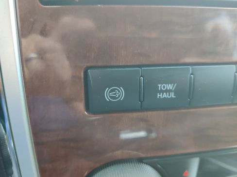 Used 2011 RAM 2500 Laramie w/ Cold Weather Group image 37