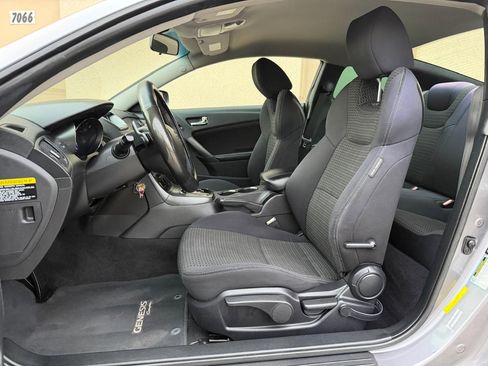 Used 2012 Hyundai Genesis 2.0T image 15