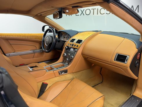 Used 2013 Aston Martin DB9 Volante RWD image 26