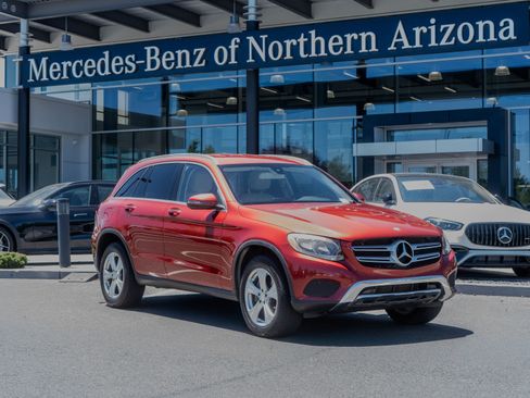 Certified 2016 Mercedes-Benz GLC 300 image 1