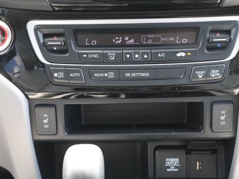Used 2017 Honda Ridgeline RTL-E image 21