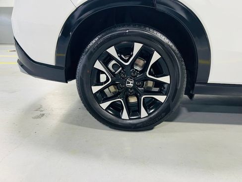 New 2026 Honda HR-V EX-L image 11