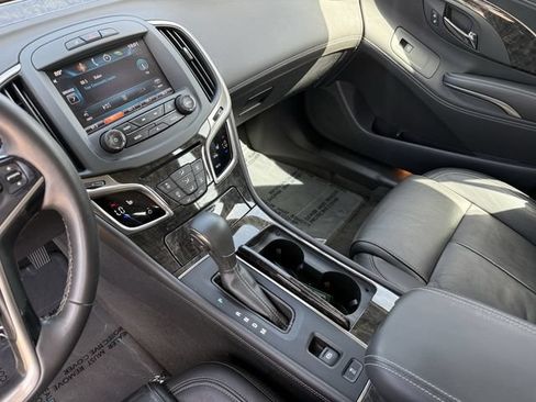 Used 2014 Buick LaCrosse Leather w/ Driver Confidence Package FWD image 18