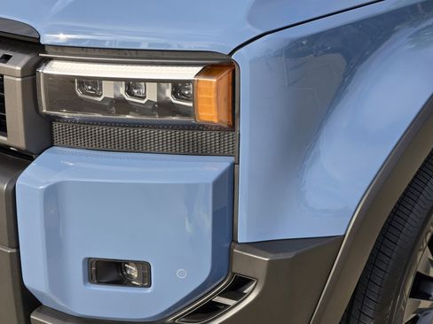 Used 2025 Toyota Land Cruiser w/ Premium Package image 11