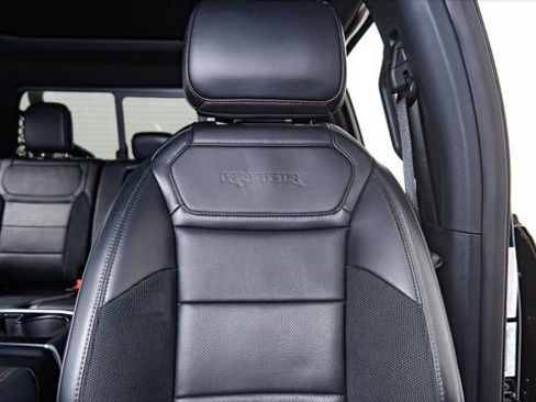 Used 2025 Ford F150 Raptor AWD/4WD image 45