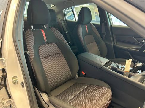 New 2026 Nissan Sentra SR w/ Floor Mat Package FWD image 41