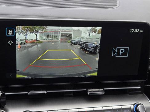 Used 2024 Hyundai Kona SEL image 14