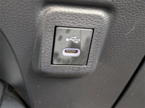 Used 2025 Toyota Corolla LE image 22