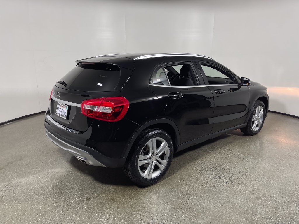 Used 2017 Mercedes-Benz GLA 250 image 3