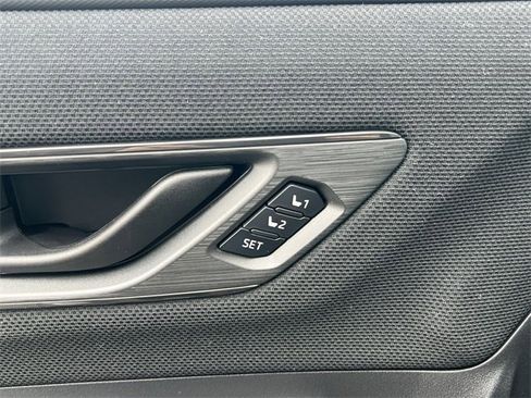 New 2026 Subaru Outback Limited image 31