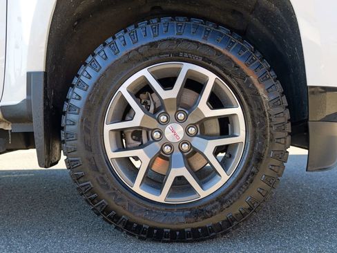 Used 2022 GMC Canyon AT4 image 13