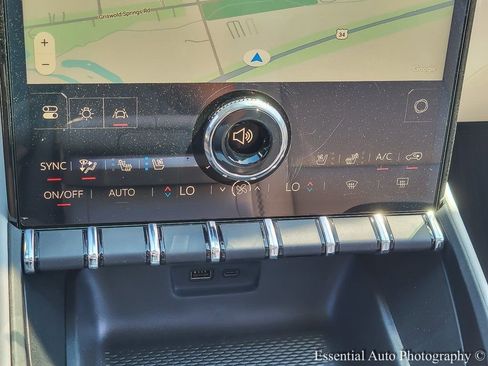 New 2026 GMC Terrain Denali w/ LPO, Floor Liner Package image 17