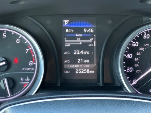 Used 2024 Toyota Camry LE image 32