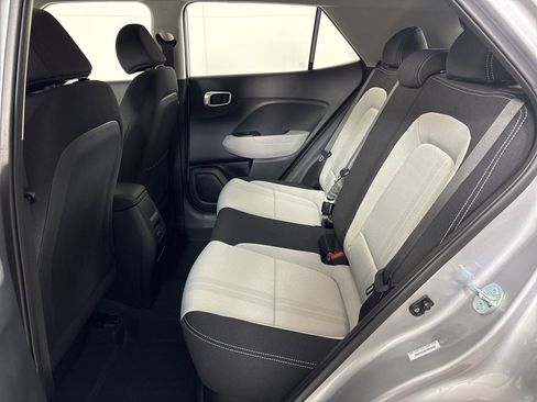 New 2026 Hyundai Venue SEL image 18