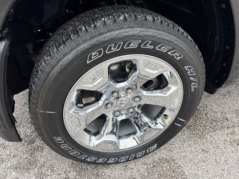New 2026 RAM 1500 Big Horn AWD/4WD image 30