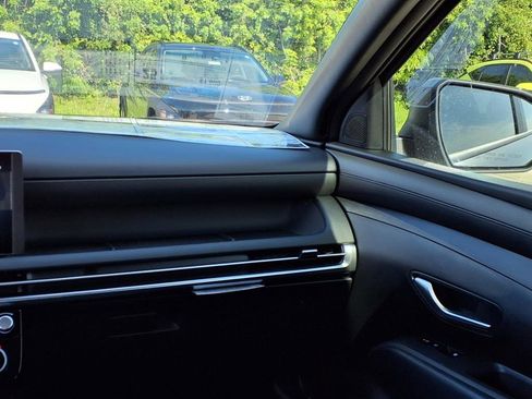 New 2025 Hyundai Santa Cruz SEL image 18