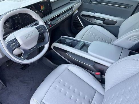 New 2026 Kia Sportage SX Prestige AWD/4WD image 11