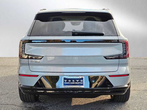 New 2025 Volvo EX90 Plus image 6