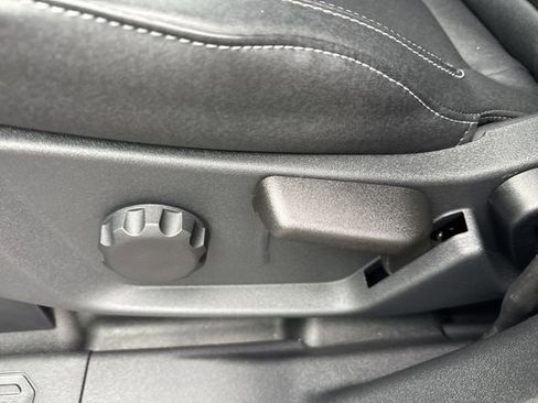 New 2025 Ford Bronco Badlands image 16