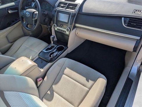 Used 2013 Toyota Camry LE FWD image 14