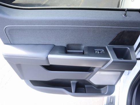 New 2026 Ford F250 Lariat w/ Chrome Package image 17