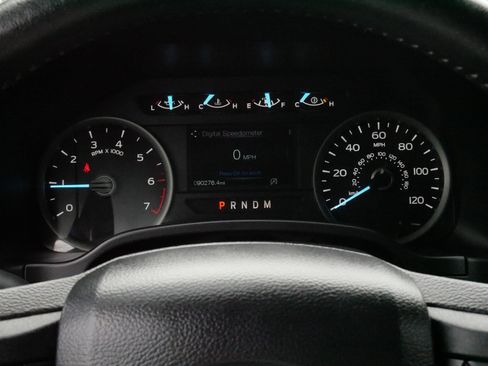 Used 2020 Ford F150 XLT w/ Equipment Group 302A Luxury AWD/4WD image 21