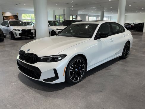 New 2026 BMW 330i Sedan w/ M Sport Package RWD image 3