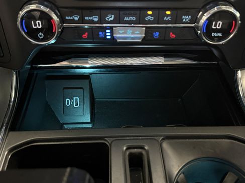 Used 2021 Ford F150 Lariat AWD/4WD image 16
